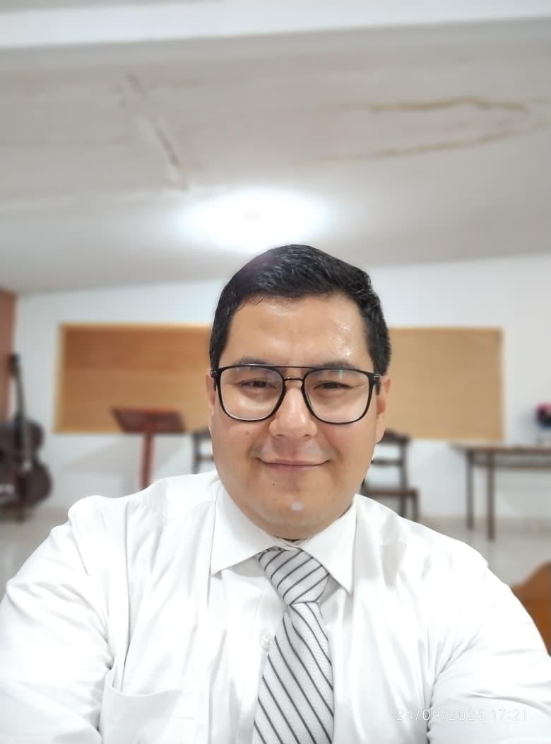 Pastor Iván Dominguez